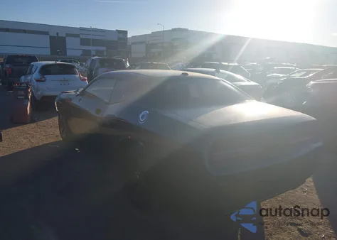 2016 Dodge Challenger Sxt из США, поврежденный, VIN 2C3CDZAG6GH171976